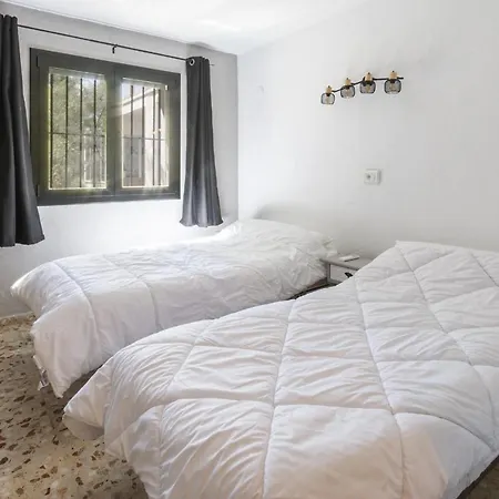 Horizonte Villa *